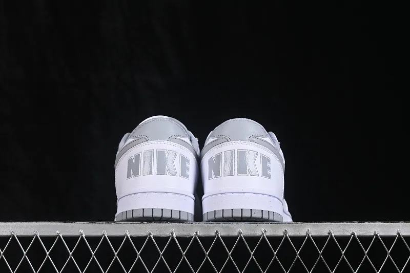 All categories Nk SB Dunk series Nk SB Dunk Low low-top sneakers Nike SB Dunk Low white gray low-top casual sneakers 355152-106